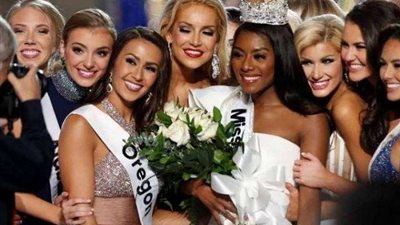 شاهد.. ملكة جمال أمريكا السمراء تتوج باللقب