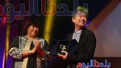 شاهد.. تكريم رموز المسرح الدولي من وزيرة الثقافة