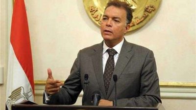 عرفات: الطريق الدائري يوفر ساعة ونصف من الإسكندرية للصعيد