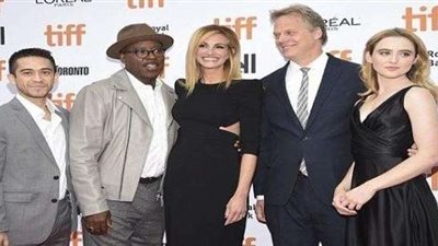 جوليا روبرتس في العرض الأول لفيلم  « Ben is Back» (صور)