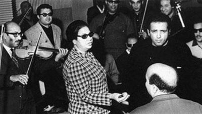 شاعر: ألحان بليغ حمدي سحرت أم كلثوم