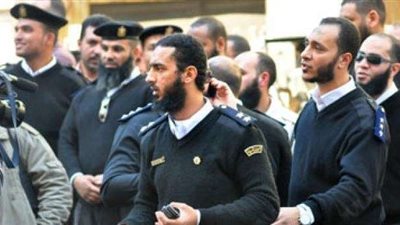 الحكم في دعوى تطالب بعزل الضباط الملتحين