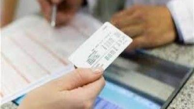 سعفان يبحث عمل بوليصة تأمين لمصريي الخارج..والجاليات:نريد تأمين تابع للدولة