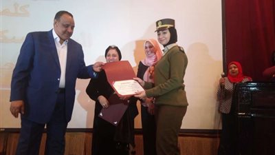 بالصور |القومي للمرأة بالمنيا ينظم أضخم حفل لتكريم المرأة المصرية في يومها