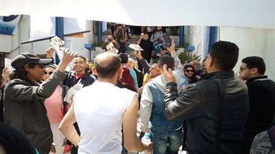 بالصور.. هتافات مؤيدة لأشرف زكي وإيهاب فهمي بانتخابات 