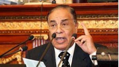 نائب برلماني يستنكر استمرار حصانة القاضي بعد سن المعاش