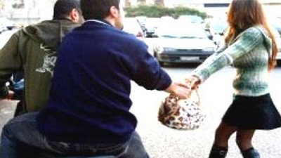 إن كيداهن عظيم.. سيدة تستأجر لصوصًا لسرقتها والسبب غريب