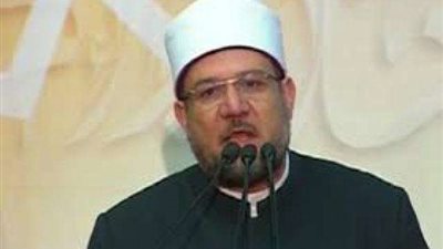 وزير الأوقاف يناشد الأئمة برد الناس إلى دينهم