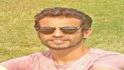أحمد بهاء يستعد لأول أعماله الإخراجية