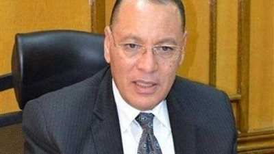 محافظ الشرقية: استقبال شكاوى المواطنين بالواتس آب