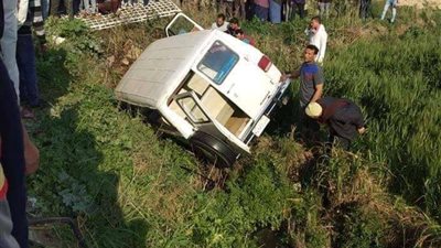 بالأسماء.. مصرع وإصابة 10 أشخاص في حادث سير بطريق بورسعيد - الإسماعيلية