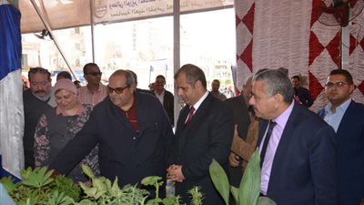 افتتاح معرض منتجات للمشروعات الصغيرة ببني سويف