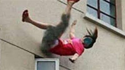 ‎ انتحار ربة منزل قفزًا من الطابق الرابع ببولاق الدكرور