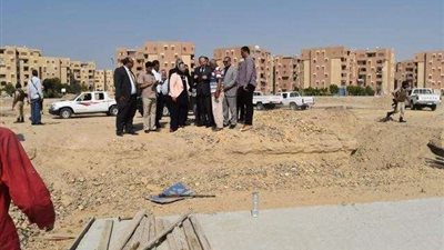 محافظ الفيوم يتفقد المستشفى العام  وسوق الخضار