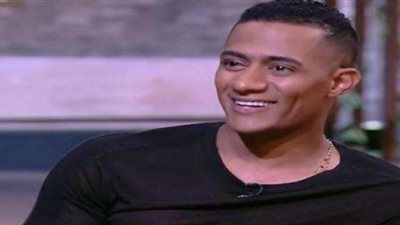 محمدرمضان رداعلى فيديو ”المحل”: أى فرصة اللى يلحقها هو الكسبان