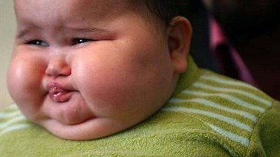 دراسة: الأقارب والأصدقاء سبب رئيسي للسمنة