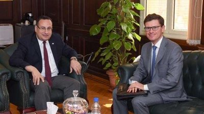 محافظ الإسكندرية يبحث مع  قنصل عام أسبانيا تعزيز التعاون بين البلدين
