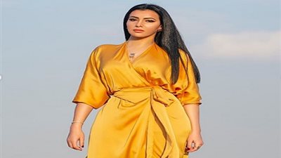 مريهان حسين تداعب والدتها على طريقتها الخاصة