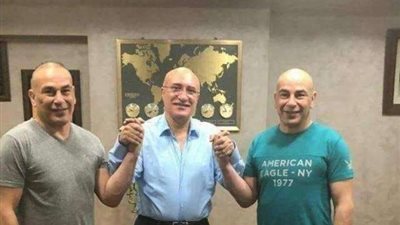 المصري باحترافية يضرب مبادئ الأهلي والزمالك ويهرب من الاستثمار