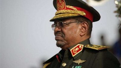 البشير يجري تغييرات في قيادة الجيش السوداني