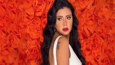 رانيا يوسف تتألق بإطلالة جذابة في أحدث صور لها