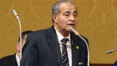 ”مصيلحي” يعلن عن مبادرة  ”10 آلاف شنطة” مدرسية