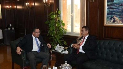 محافظ الإسكندرية يستقبل قنصل عام فلسطين لبحث التعاون المشترك