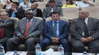 وزير الرياضة يشهد حفل افتتاح بينالي الشباب العربي