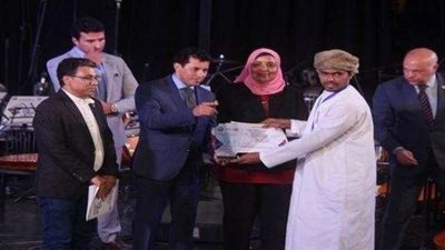 وزير الرياضة يكرم الفائزين في حفل بينالي الشباب العربي