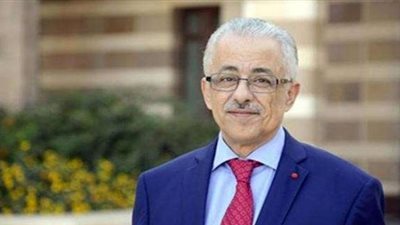 طارق شوقي: توزيع 100 ألف تابلت كدفعة أولى على طلاب الصف الثانوي