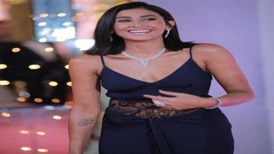 تعرف على.. سعر فستان دينا الشربيني فى مهرجان الجونة