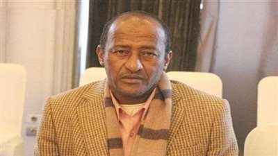 برلماني يناقش مشاكل أهالي نصر النوبة مع وكيل ”تعليم أسوان”