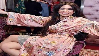 دينا تشارك الجمهور بصورة جديدة في أحدث ظهور لها