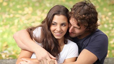 أبرزها الاستجواب والخيانة.. أمور تؤدي لانهيار العلاقة في سنة أولى زواج