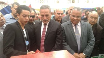 محافظ الإسماعيلية يفتتح المعرض الختامي للأنشطة ومشروعات التعليم الفني