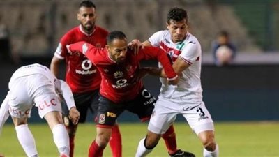 عاجل.. طاقم تحكيم روماني لمباراة الأهلي والزمالك