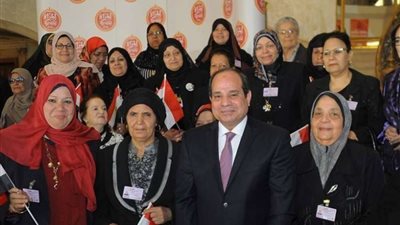 قبل حفل تكريمها.. المرأة المصرية على رأس اهتمامات السيسي