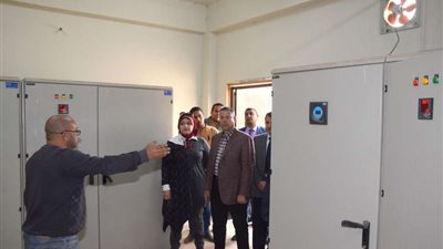 محافظ بني سوف يتابع سير العمل في عدد من مشروعات تطوير المنشآت الخدمية