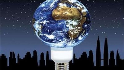 وزيرة البيئة وعدد من رموز الدولة يشاركون في ساعة الأرض