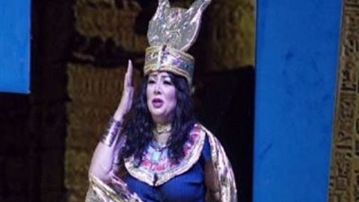 انتصار تعود مجددًا لخشبة المسرح بـ 