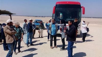 وفد ألماني يزور أثار تل العمارنة بالمنيا