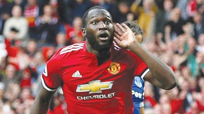 لوكاكو يقود هجوم مانشستر يونايتد لمواجهة ولفرهامبتون بالدوري