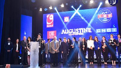 بالصور.. البابا تواضروس يحضر احتفالية فيلم 