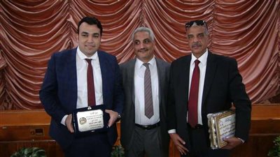 عطا الله: المعلمين هم صناع العقول وبهم تنهض الشعوب