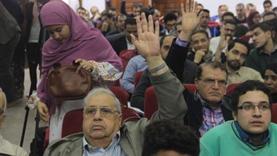 إيهاب طاهر: الحكومة تناست الأطباء في زيادة الأجور الأخيرة