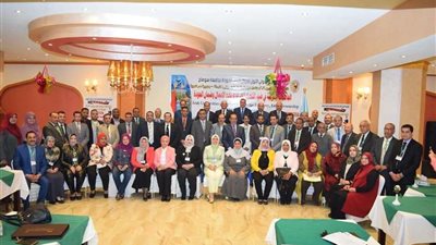 رئيس جامعة المنيا يُشارك في مؤتمر