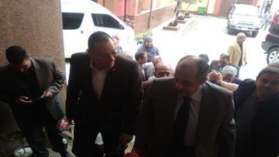وزير الزراعة يصل الشرقية لتفقد عدد من المشروعات