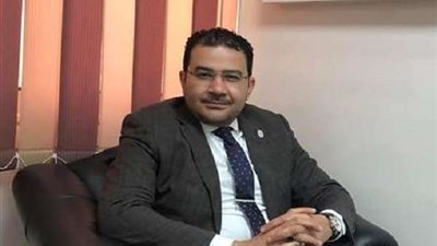 حاتم بكر: التعديلات الدستورية خطوة رائدة فى طريق المستقبل