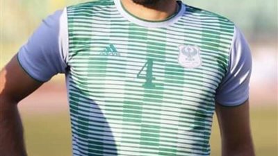 الفحوصات الطبية تؤكد إصابة محمد صالح بقطع في الرباط الصليبي