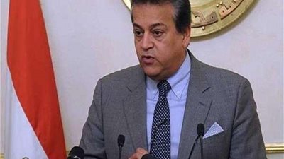 عبد الغفار: اختبار 85 بعثة خارجية للحصول على الدكتوراة و62 إشراف مشترك